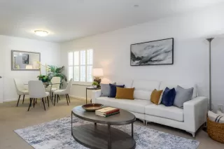 Photo #4: ML82003308 Listing 