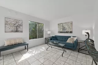 Photo #6: ML82003314 Listing