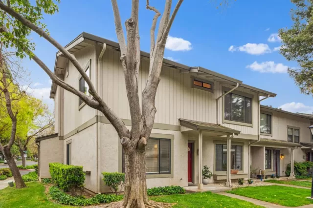 MLS: ML82003339 Condo For Sale