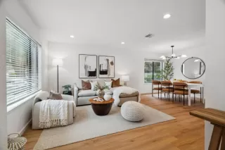 Photo #4: ML82003339 Listing 