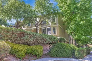 Photo #2: ML82003384 Listing