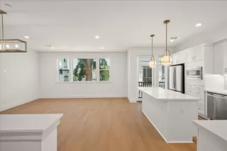 Photo #4: ML82003442 Listing 