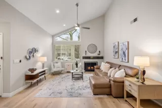 Photo #5: ML82003510 Listing 