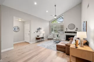 Photo #6: ML82003510 Listing 