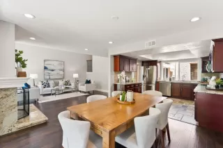 Photo #3: ML82003530 Listing 