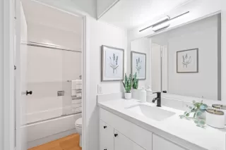 Photo #3: ML82003533 Listing 