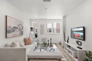 Photo #6: ML82003536 Listing