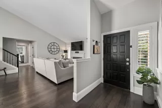 Photo #4: ML82003543 Listing