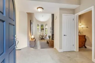 Photo #4: ML82003713 Listing