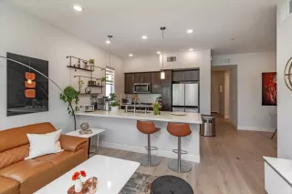 Photo #4: ML82003764 Listing 