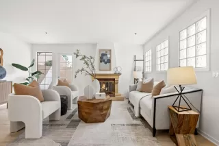 Photo #4: ML82003787 Listing 