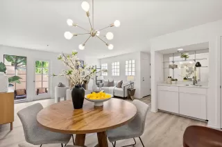 Photo #5: ML82003787 Listing 