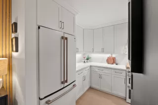 Photo #4: ML82003840 Listing