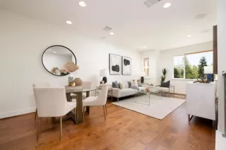 Photo #4: ML82003859 Listing