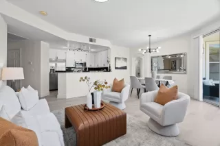 Photo #4: ML82003896 Listing 