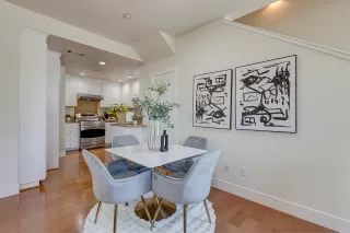 Photo #6: ML82003917 Listing