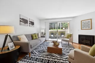 Photo #2: ML82003936 Listing 