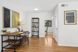 Photo #5: ML82003936 Listing 