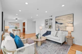 Photo #4: ML82003939 Listing