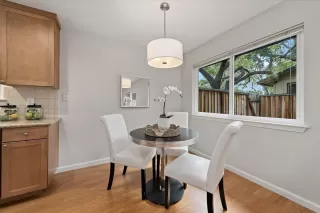 Photo #4: ML82003944 Listing 