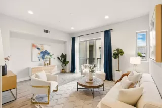 Photo #5: ML82003948 Listing