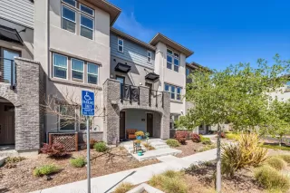 Photo #2: ML82003973 Listing