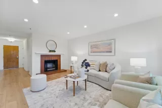 Photo #4: ML82004011 Listing 