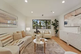 Photo #6: ML82004011 Listing 