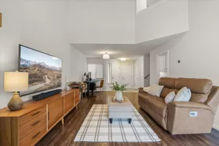 Photo #6: ML82004121 Listing