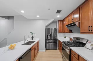 Photo #6: ML82004128 Listing 