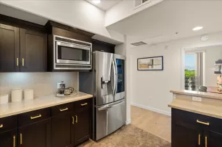 Photo #6: ML82004132 Listing 