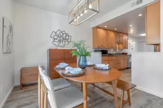 Photo #5: ML82004146 Listing 