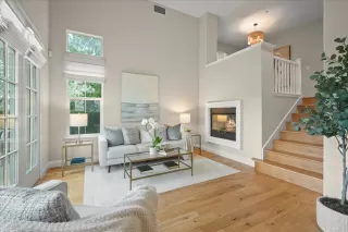 Photo #5: ML82004175 Listing