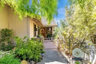 Photo #1: ML82004192 Listing 