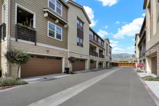 Photo #6: ML82004203 Listing 