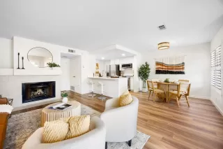 Photo #6: ML82004211 Listing