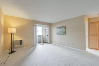 Photo #5: ML82004241 Listing