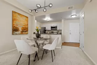 Photo #5: ML82004289 Listing 