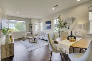 Photo #3: ML82004335 Listing 