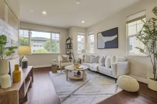 Photo #4: ML82004335 Listing 