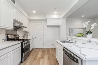 Photo #3: ML82004357 Listing