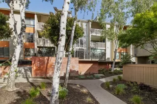 Photo #2: ML82004428 Listing 