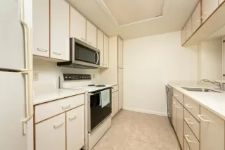 Photo #3: ML82004517 Listing