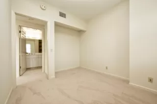 Photo #5: ML82004517 Listing