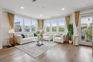 Photo #4: ML82004595 Listing 