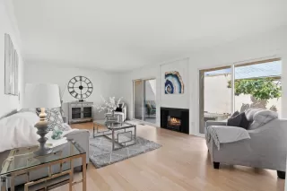 Photo #6: ML82004616 Listing