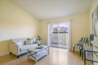 Photo #4: ML82004634 Listing 