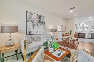 Photo #4: ML82004782 Listing