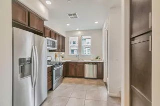 Photo #6: ML82004782 Listing