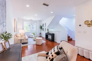 Photo #4: ML82004803 Listing 